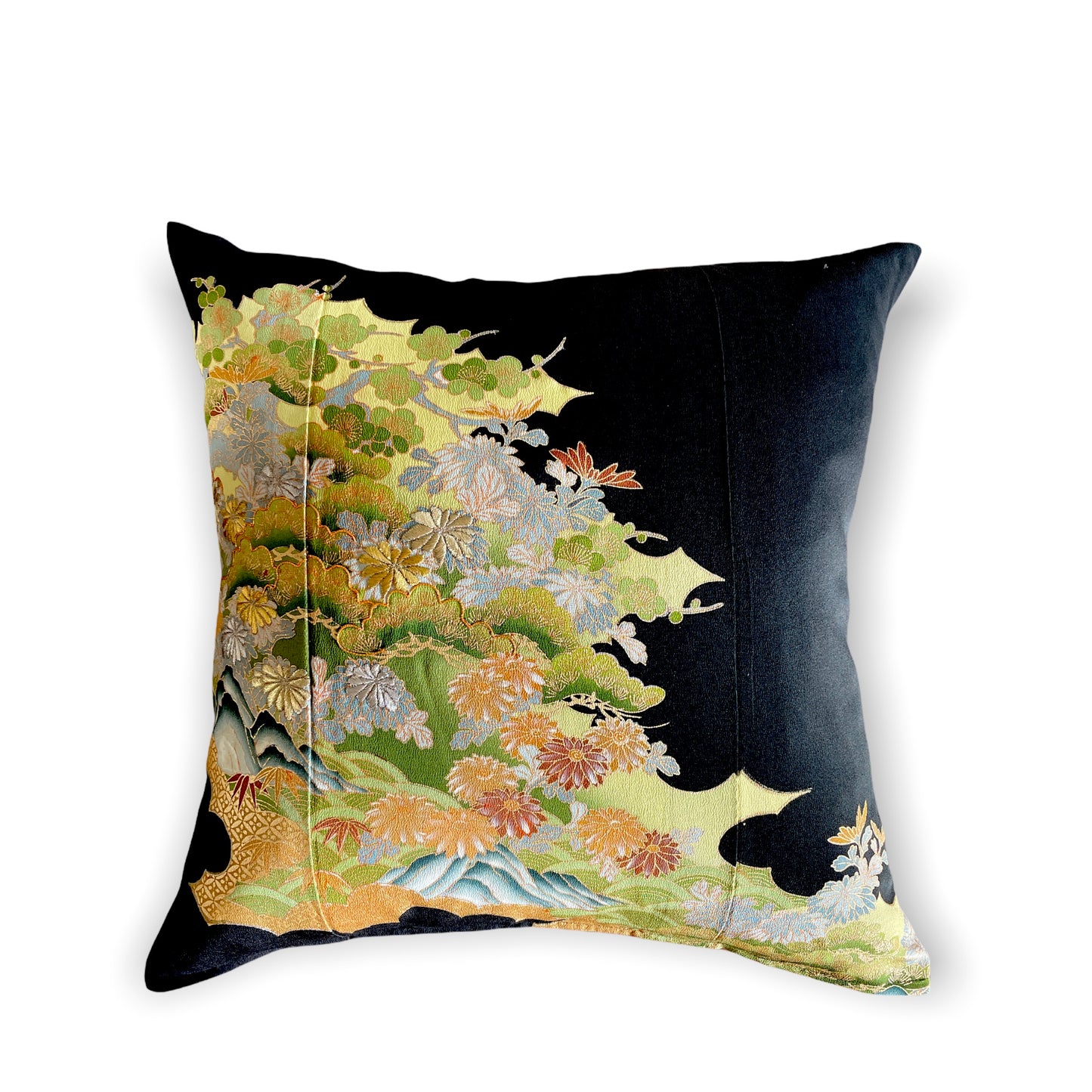 Kurotome [Karahanamon] Antique cushion (2 pieces/set)