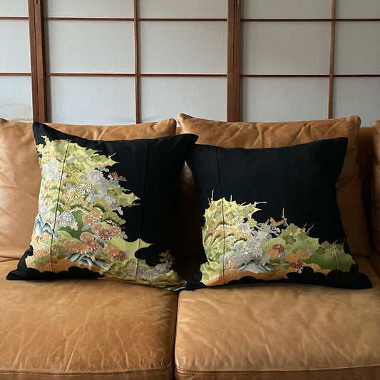 Kurotome [Karahanamon] Antique cushion (2 pieces/set)