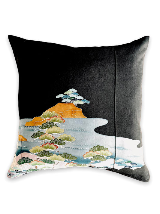 Kurotome [Karahanamon] Antique cushion (2 pieces/set)